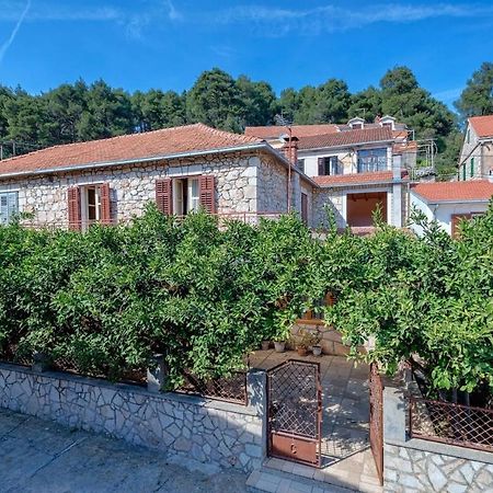 Holiday House With A Parking Space Svirce, Hvar - 17682 Vrbanj Kültér fotó