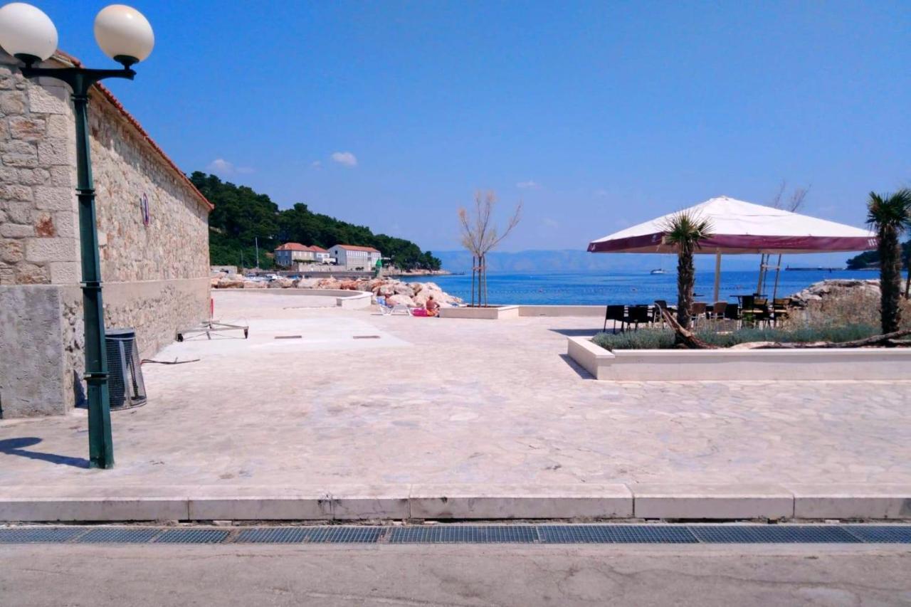 Holiday House With A Parking Space Svirce, Hvar - 17682 Vrbanj Kültér fotó